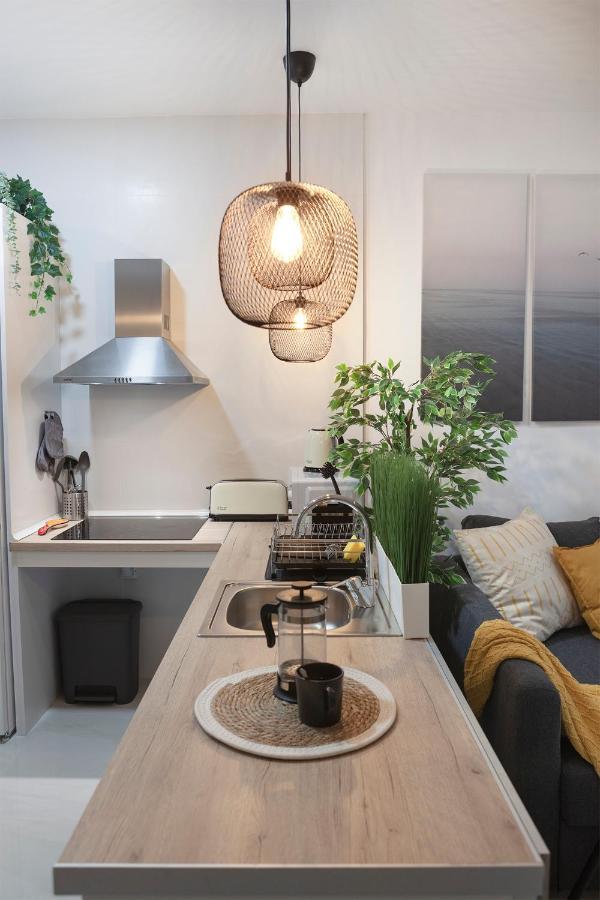 Artistic Digital Retreat-Great Location Near Metro Apartment Valencia Bagian luar foto
